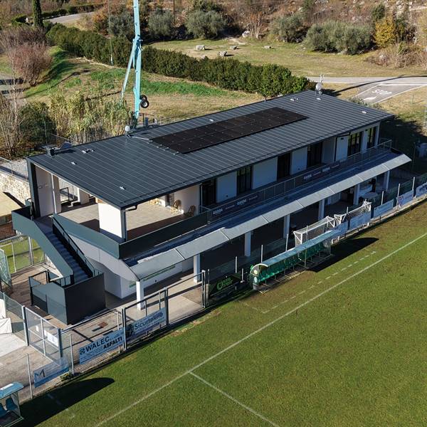 Campo sportivo Oltra a Dro realizzazione palazzina servizi